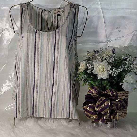 UNIVERSAL THREAD top Striped  sleeveless  Size XL  1855 - Picture 2 of 5